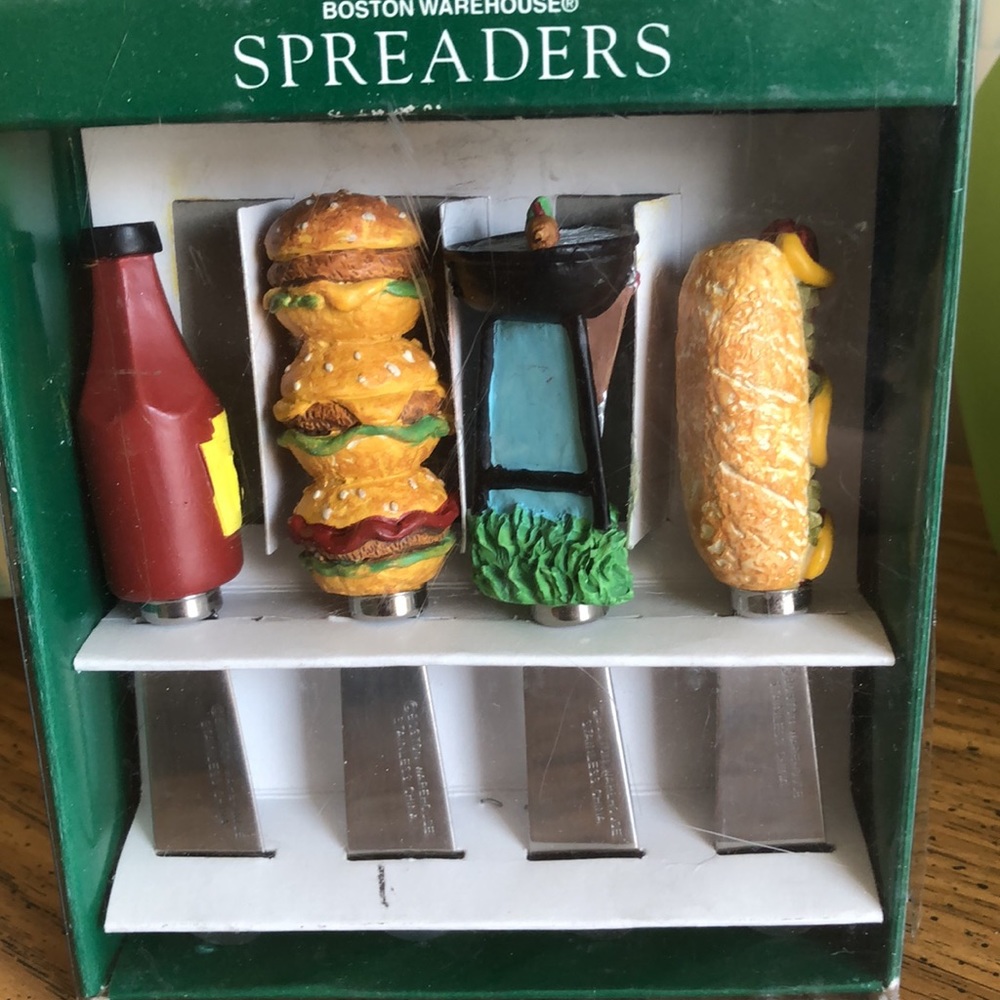 NEW Vintage BBQ Themed Stainless Steel Knife Spreaders
